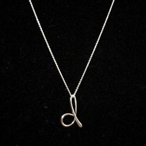 TIFFANY & Co Initial Necklace